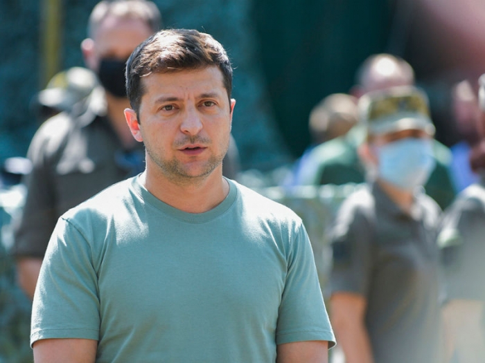 Зеленский сообщил о желании закрыть «кейс войны» в Донбассе