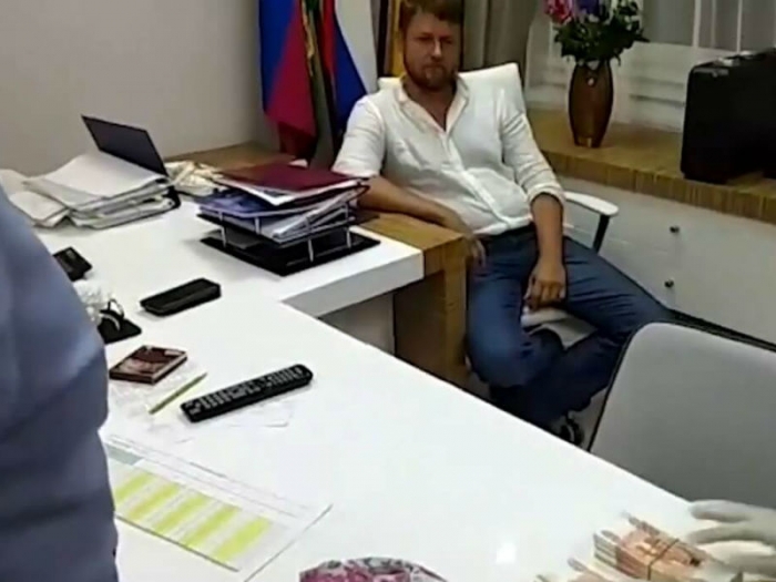 Появилось видео задержания депутата «Справедливой России» из Новороссийска
