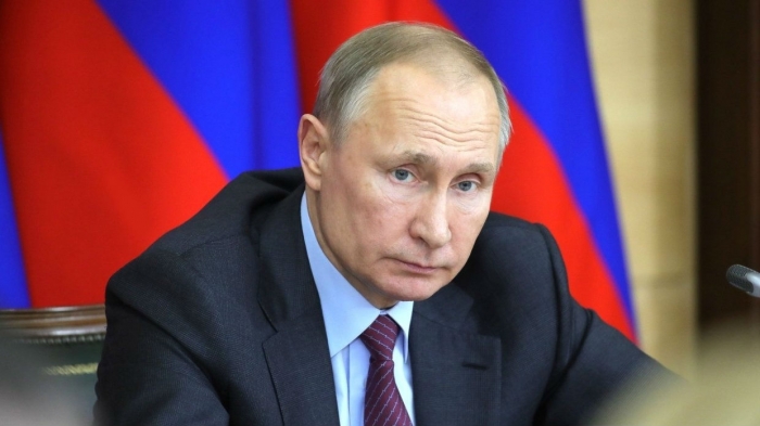 «Нужно быть с людьми, обсуждать с ними самые насущные вопросы»: Путин о работе муниципальных властей